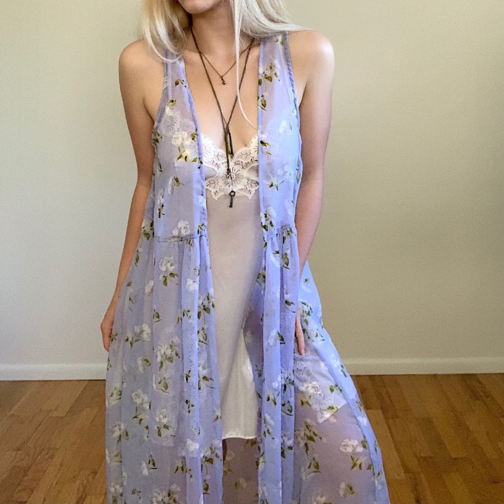 LC Lauren Conrad Kimono Duster Vest